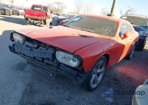 2010 Dodge Challenger Srt8 z USA, uszkodzony, nr VIN 2B3CJ7DWXAH282535